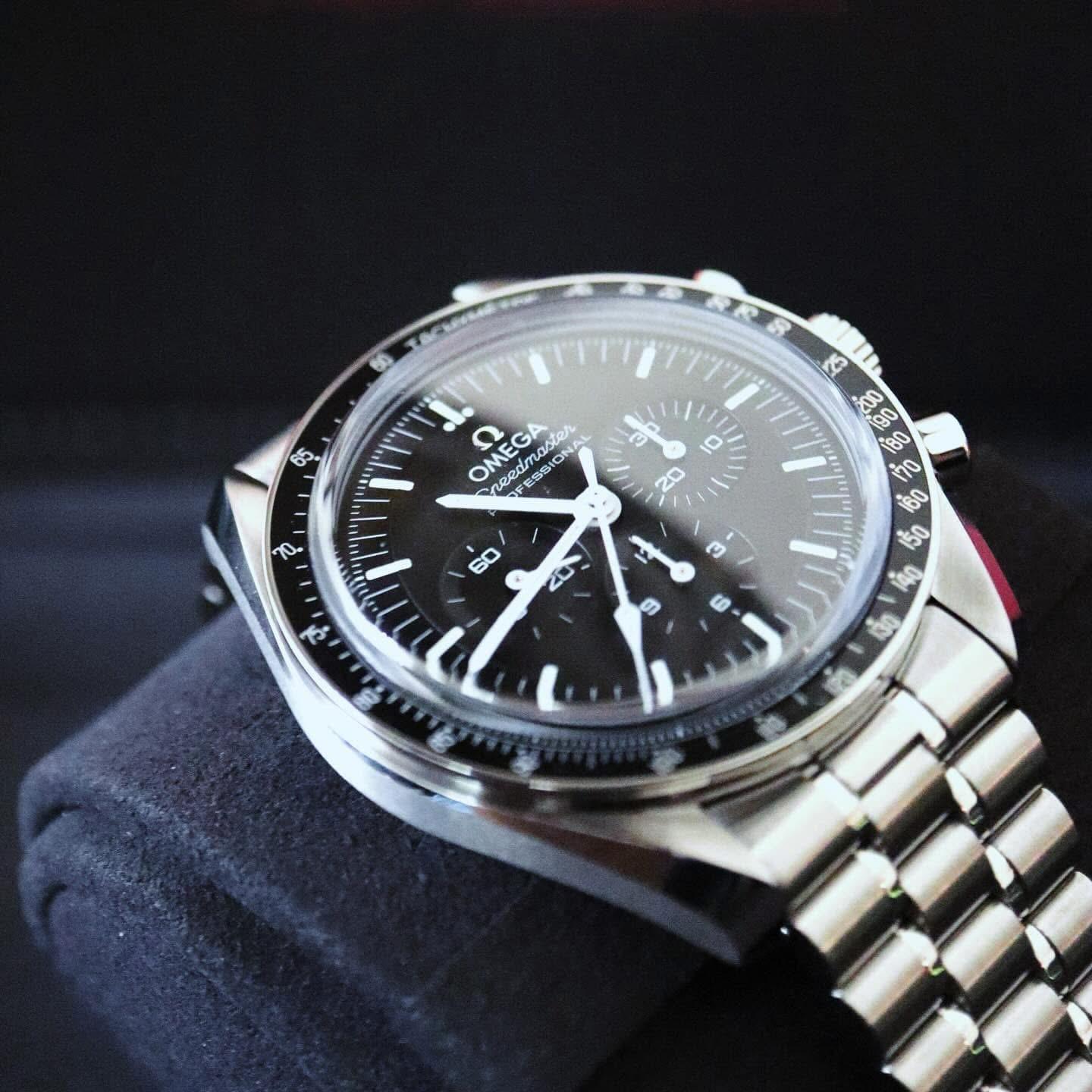 Omega Speedmaster Moonwatch